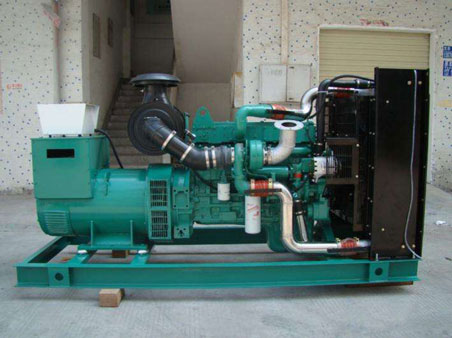 南山1100kw康明斯柴油发电机组图片 南山1100kw康明斯柴油发电机组图片